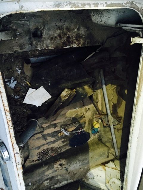 1965 White Ford Mustang Coupe