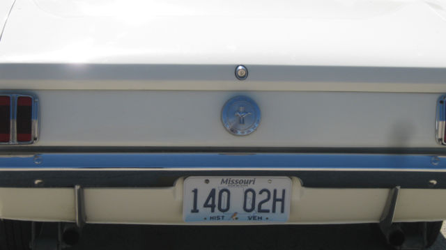 1965 Off-White Ford Mustang Coupe