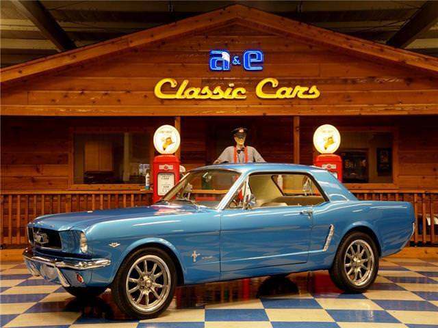 1965 Blue Ford Mustang --