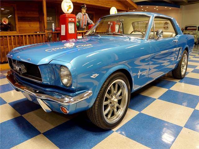 1965 Blue Ford Mustang --