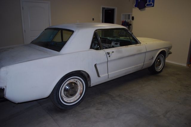 1965 White Ford Mustang Coupe