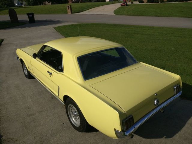 1965 Yellow Ford Mustang 302cui V8 4 Speed Coupe