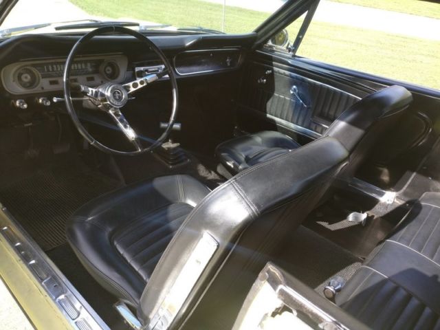 1965 Yellow Ford Mustang 302cui V8 4 Speed Coupe