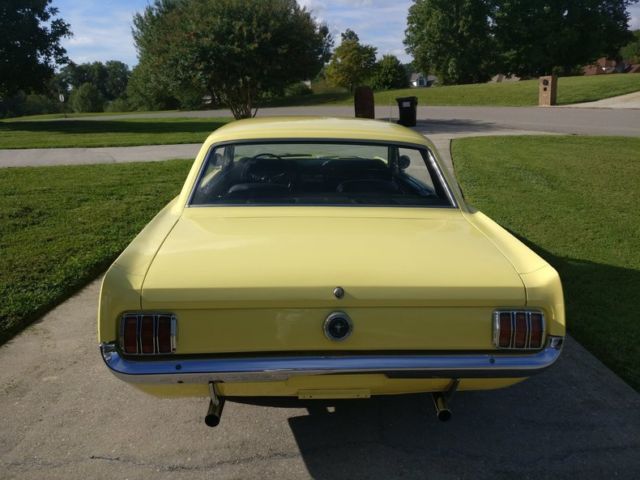 1965 Yellow Ford Mustang 302cui V8 4 Speed Coupe