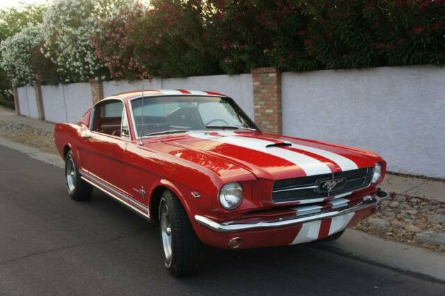 1965 red/white Ford Mustang