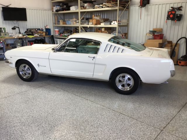 1965 White Ford Mustang FASTBACK