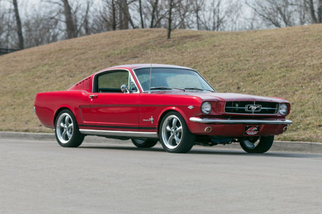 1965 Ford Mustang Fastback 289 V8 4 Speed Wilwood Disc Brakes A/C for ...