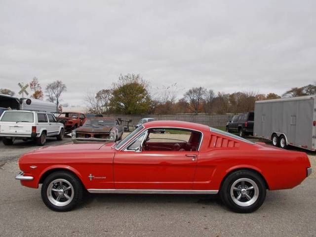 1965 Red Ford Mustang N/A
