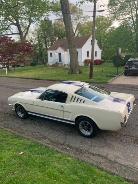 1965 White Ford Mustang Fastback