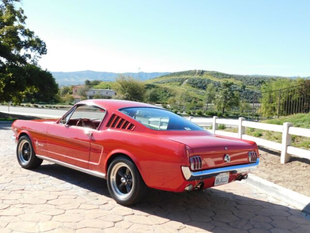 1965 RED Ford Mustang FASTBACK