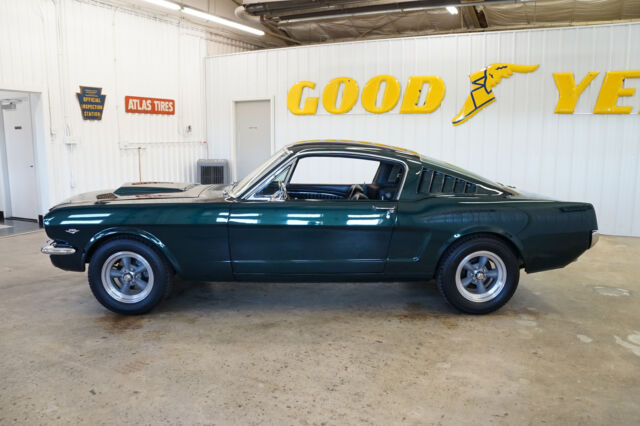 1965 Green Ford Mustang --