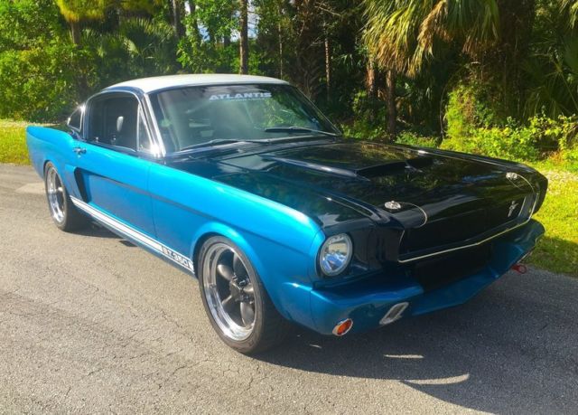 1965 Black Ford Mustang --
