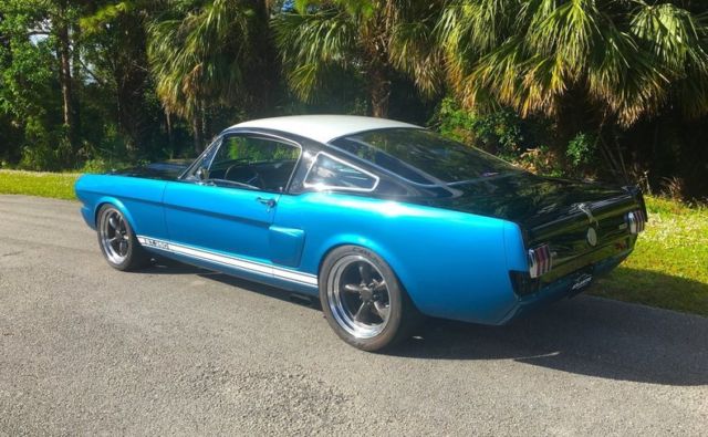 1965 Black Ford Mustang --