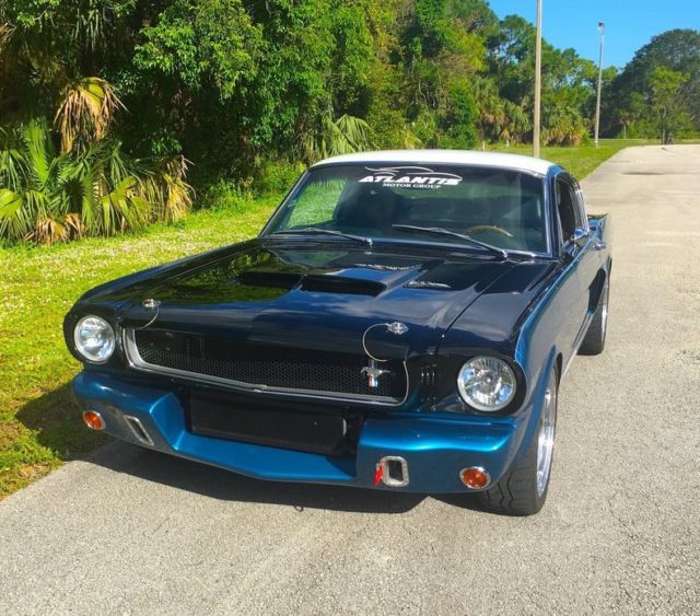 1965 Black Ford Mustang --