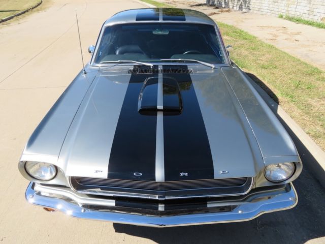 1965 Eleanor Gray Ford Mustang GT-350    289