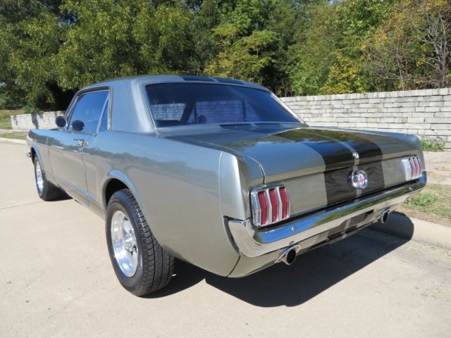 1965 Eleanor Gray Ford Mustang GT-350    289