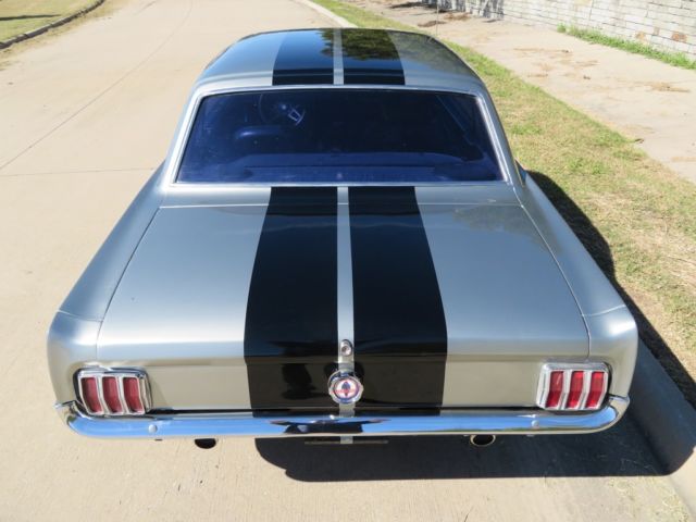 1965 Eleanor Gray Ford Mustang GT-350    289