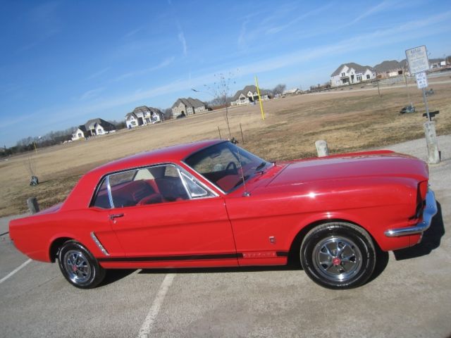1965 Red Ford Mustang U/K