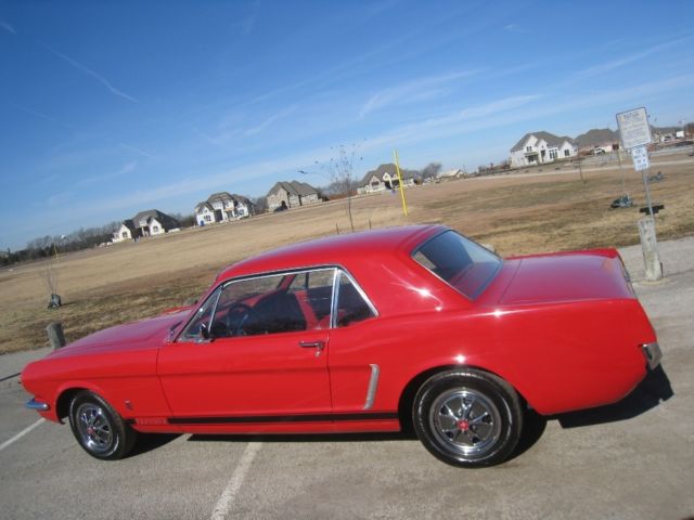 1965 Red Ford Mustang U/K