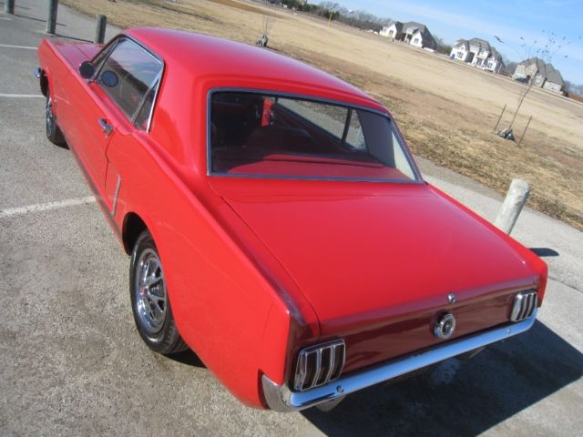 1965 Red Ford Mustang U/K