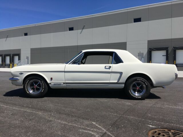 1965 White Ford Mustang Coupe