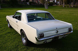 1965 White Ford Mustang U/K