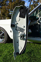 1965 White Ford Mustang U/K