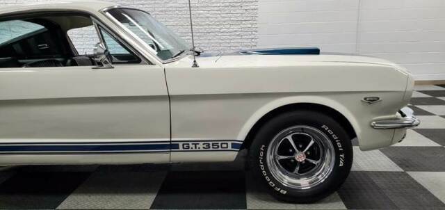 1965 White Ford Mustang Coupe