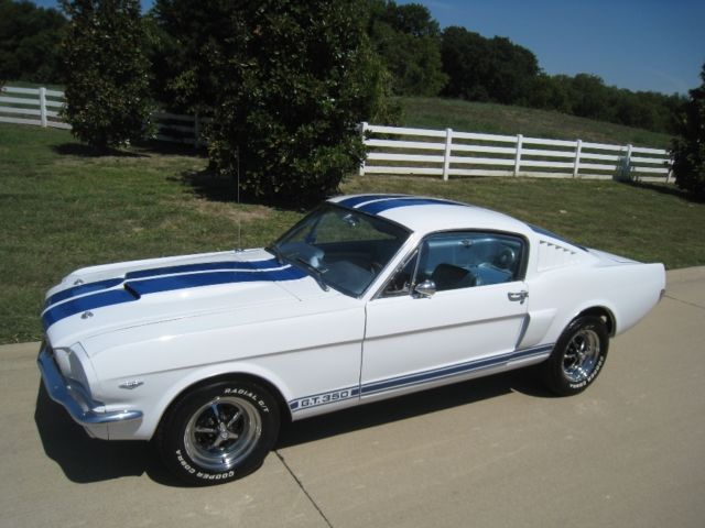 1965 White Ford Mustang Other