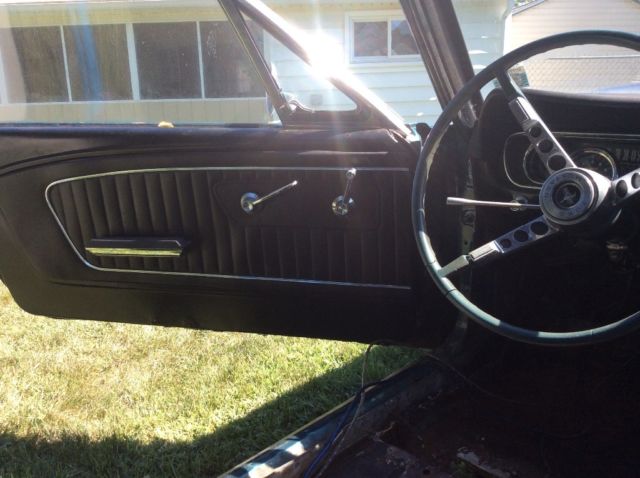 1965 Blue Ford Mustang