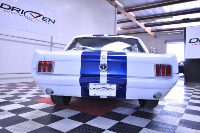 1965 White Ford Mustang U/K