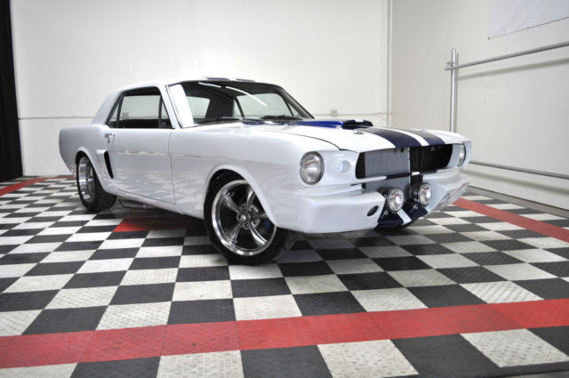1965 White Ford Mustang U/K