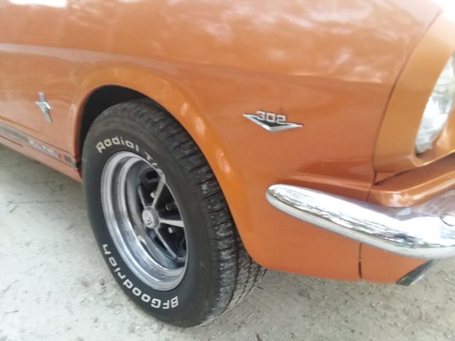 1965 GOLDEN ORANGE Ford Mustang Coupe