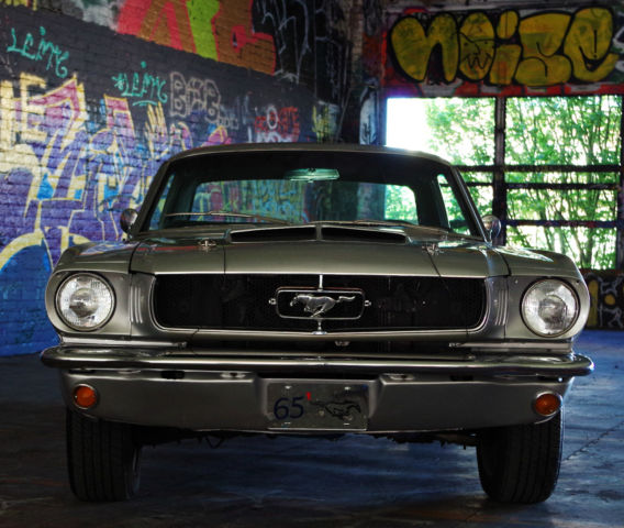 1965 Silver Ford Mustang U/K