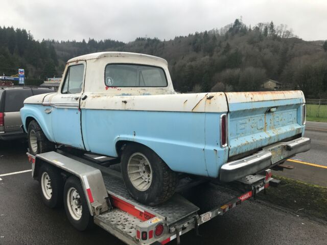 1965 Blue Ford F-100 Short bed