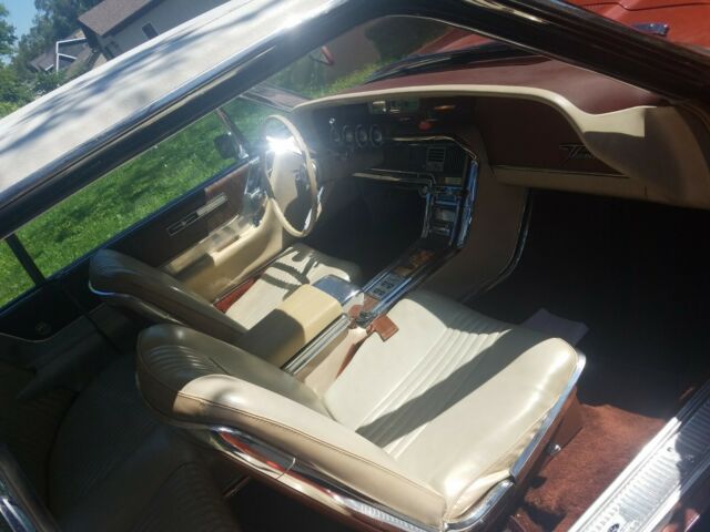 1965 Ford Thunderbird