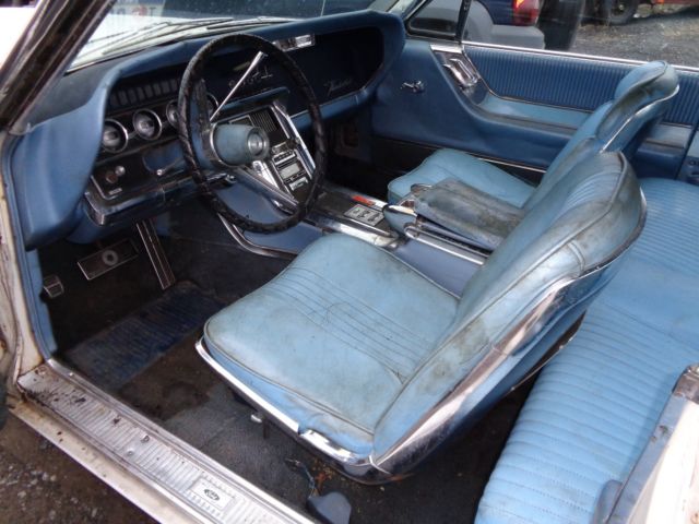 1965 Ford Thunderbird