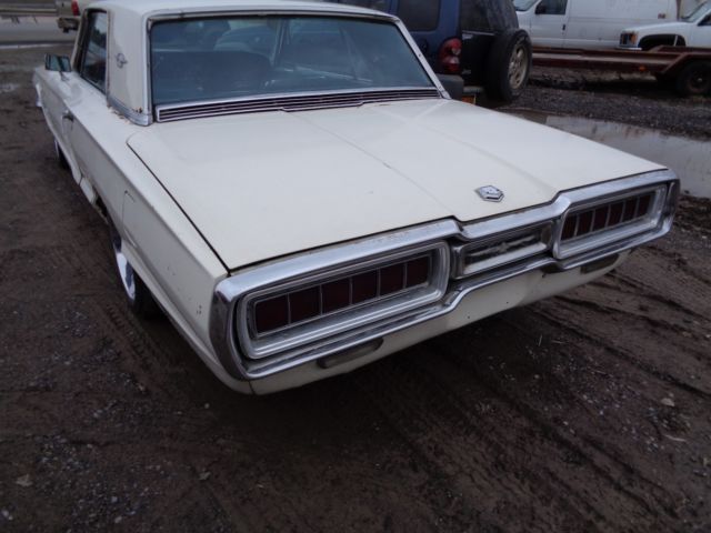 1965 Ford Thunderbird