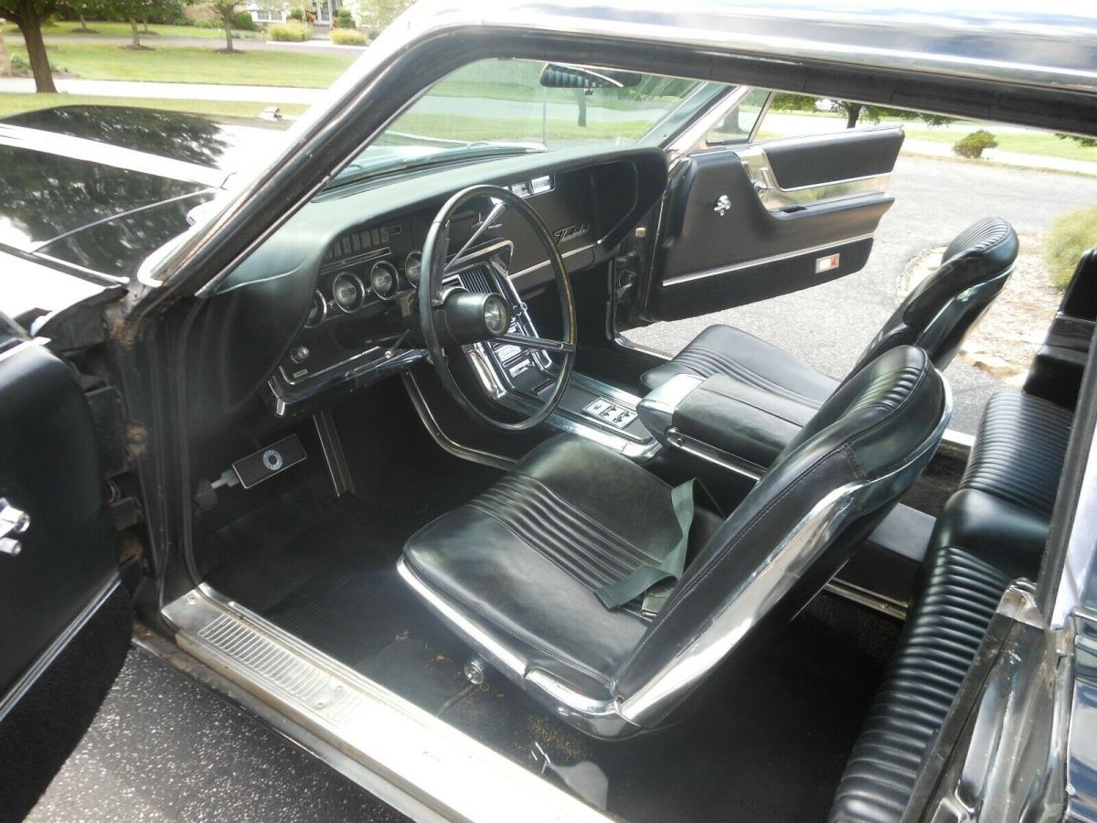 1965 Ford Thunderbird