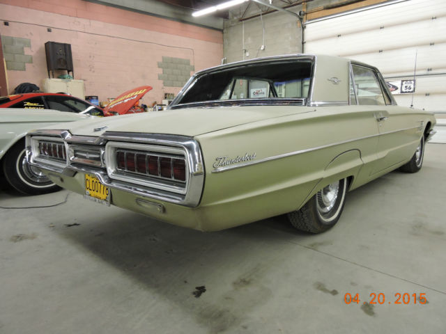 1965 Green Ford Thunderbird Coupe