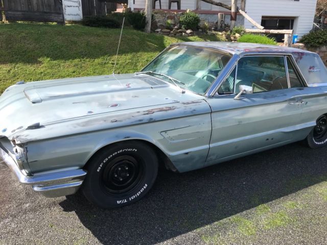 1965 Ford Thunderbird