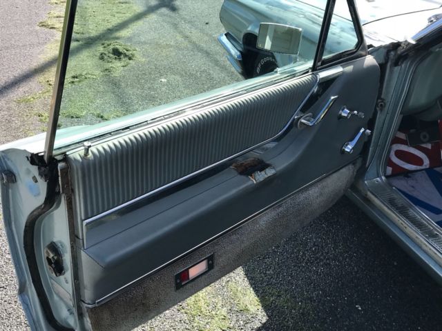 1965 Ford Thunderbird