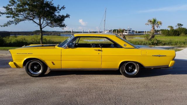 1965 Yellow Ford Galaxie Hardtop