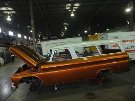 1965 Orange GMC Suburban U/K