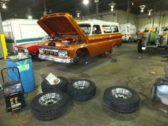 1965 Orange GMC Suburban U/K