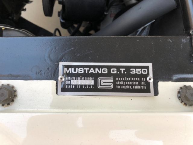 1965 Wimbledon white blue stripes Ford Mustang Fastback