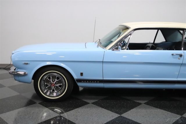 1965 Blue Ford Mustang