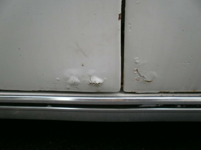 1965 White Chevrolet Impala 4-DOOR