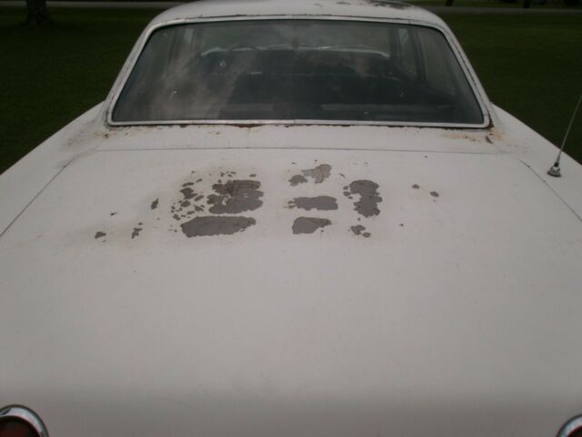 1965 White Chevrolet Impala 4-DOOR