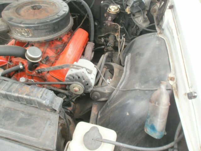 1965 White Chevrolet Impala 4-DOOR